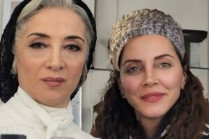 Pantea Panahiha Instagram - تاسیان و تینا به من هما هدیه دادن، همایی که تا هستم با منه و شده بخشی از خلق و روحم ، هر چه میگذره میبینم غرق تر شدم توی هما اما تو این روزها چهرم داره ازش فاصله میگیره ، هر روز با تغییری در اجزا و اسباب هما داره منو ترک میکنه و فقط تصاویرش برام میمونه ، مینای تو عکسها یکی از دستهای مهربونی بود که هما رو میساخت و همراهش بود ، از نیمه راه اومد و هما رو گرفت و همراهش شد ، ممنونم ازت . 
#تاسیان