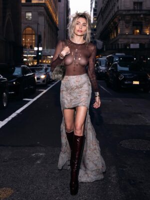 Paris Jackson Instagram - front row, back pain — high fashion, low patience

#nyfw

@circlepr