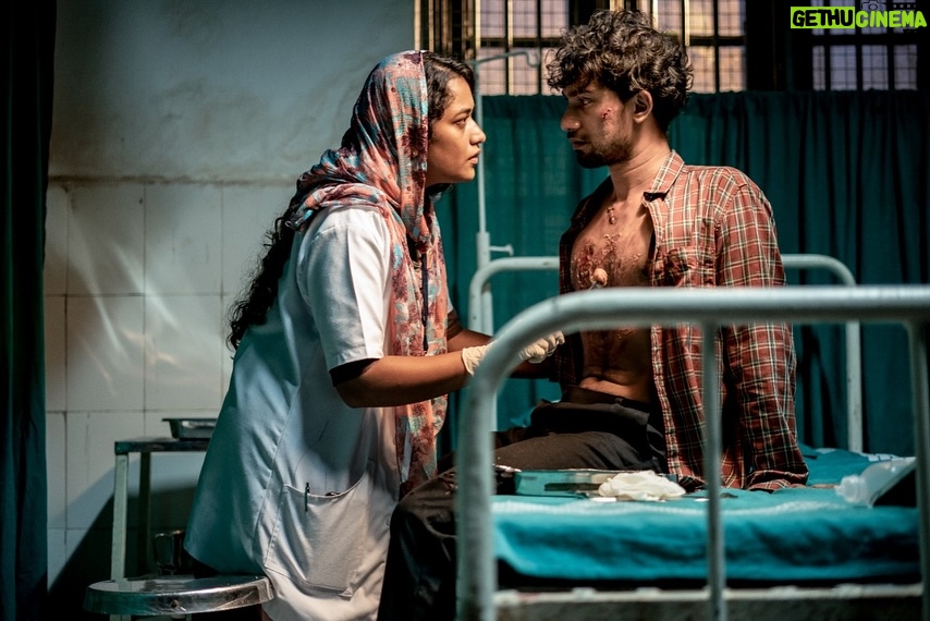 Parvathy R Krishna - 14.5K Likes - Gratitude to be a part of such and amazing project ♥️ 30-07-2025
Revisiting Malik .Dr Shermin lives on🔆 .Still in awe of working with some amazing people and yes will cherish the experience for lifetime♥️