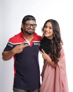 Parvathy R Krishna Instagram - A huge shoutout to the amazing @jibinartist chetta
I always feel like a star in front of your lens .Thank you for capturing my best shots ..Thank you for bringing out my confidence always in front of the camera.You know it but still you are the best ❤️