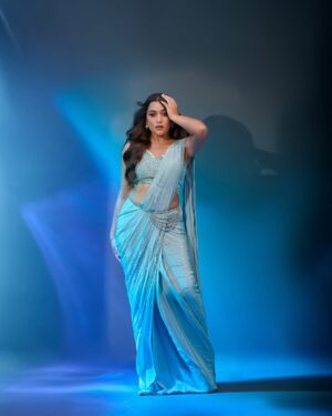 Parvathy R Krishna Instagram - A huge shoutout to the amazing @jibinartist chetta
I always feel like a star in front of your lens .Thank you for capturing my best shots ..Thank you for bringing out my confidence always in front of the camera.You know it but still you are the best ❤️