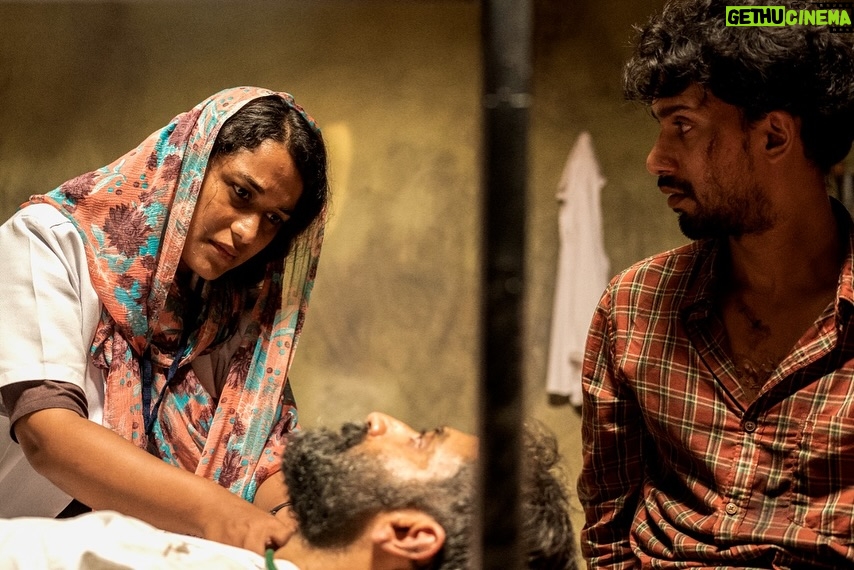 Parvathy R Krishna - 14.5K Likes - Gratitude to be a part of such and amazing project ♥️ 30-07-2025
Revisiting Malik .Dr Shermin lives on🔆 .Still in awe of working with some amazing people and yes will cherish the experience for lifetime♥️