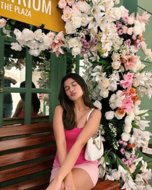 Parvi Sharma Instagram - Objects in pink are prettier than they appearšøš§
#foryou #foryoupage #explorepage #explore #fyp