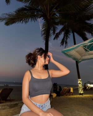 Parvi Sharma Instagram - 🏖️baby 

#foryou #foryoupage #fyp #explorepage #explore #goa #goabeach #goadiaries #travelgram #travel