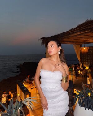 Parvi Sharma Instagram - Back at my favourite spot š¤āØ
#foryou #foryoupage #explorepage #explore #fyp #goa #goadiaries #travelgram #travel