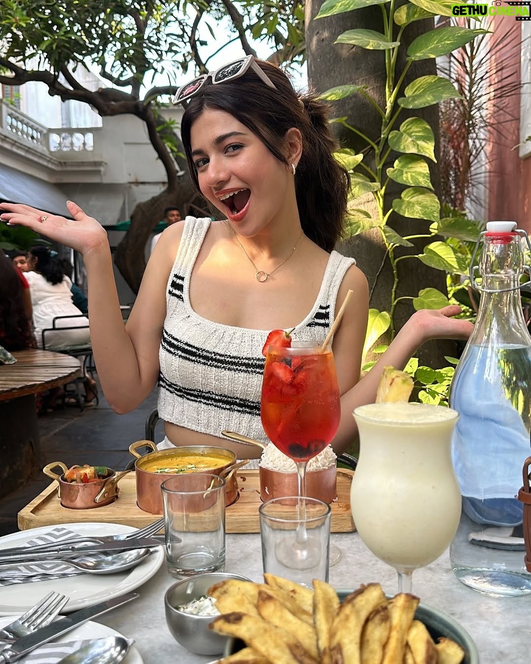 Parvi Sharma - 9.3K Likes - Completely forgot to post these pictures from my birthday trip🫣 

#pondicherry #pondicherrydiaries🌴 #coromandelcafe #travel #travelgram #fyp #foryou #foryoupage #explorepage #explore