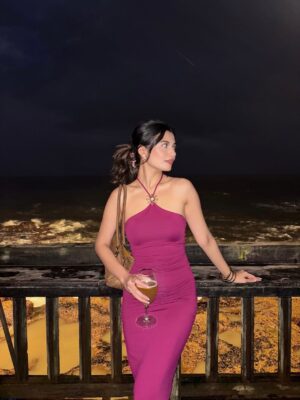 Parvi Sharma Instagram - happy hours 🌊🪸🍹

#fyp #foryou #foryoupage #explore #explorepage #goa #travelgram