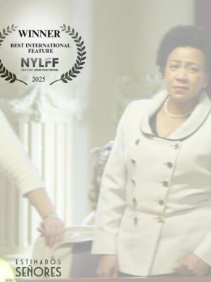 Paula Castaño Instagram - Muchas felicidades nos ha dado nuestra pelicula @estimados_senores: 

Contar la historia del sufragio femenino en Colombia y dar a conocer las mujeres que muy pocos conocían. Llevar la pelicula a varios municipios de Colombia y ver cómo una niña logró decirle al alcalde de su pueblo que necesitaban la cancha de voleyball después de ver la peli. Encontrar a mi hermana de la vida @julieticarestrep0. Ganarnos tantos reconocimientos. Tener 12 nominaciones a los premios Macondo @academiacolcine. Las charlas que vivimos con mis hermanas sufragistas y nuestros hermanos actores que están maravillosos en la película. Ser parte de la primera pelicula de @patricia_castanedag . El orgullo de contar la historia que queremos contar. Entre otras millones de cosas hacen parte de tantas emociones que hemos vivido con la peli.  Les comparto foticos inéditas. 💚💪🏻💜

1. La foto que Ju me tomó cuando yo  le tomaba una foto en la que estaba embarazada de su hija pelitos 🩷.
2. La foto que Ju me tomó con su cámara de 35 mm.
3. El día que supimos que estábamos nominadas a los Premios Macondo. 
4. Con nuestro amado productor @alvarogutierrez celebrando las 12 nominaciones.
5 y 6. Estrenando la peli en Bogotá con @julieticarestrep0 y nuestra directora @patricia_castanedag 
7 y 8. Fotogramas de la peli. 
9. Ganamos entre otros reconocimientos el premio a mejor pelicula en el New York Latino Film Festival. 
10 y 11. En varios lugares de Colombia mostrando la peli junto a un combo muy lindo de la @dacmi_mincultura 
12-20 Momentos de rodaje junto a mis hermanas sufragistas, mi personaje Josefina Valencia y la celebración junto a mi manager @monicaaforero y otras felicidades. 

Gracias por leer hasta aquí 😜