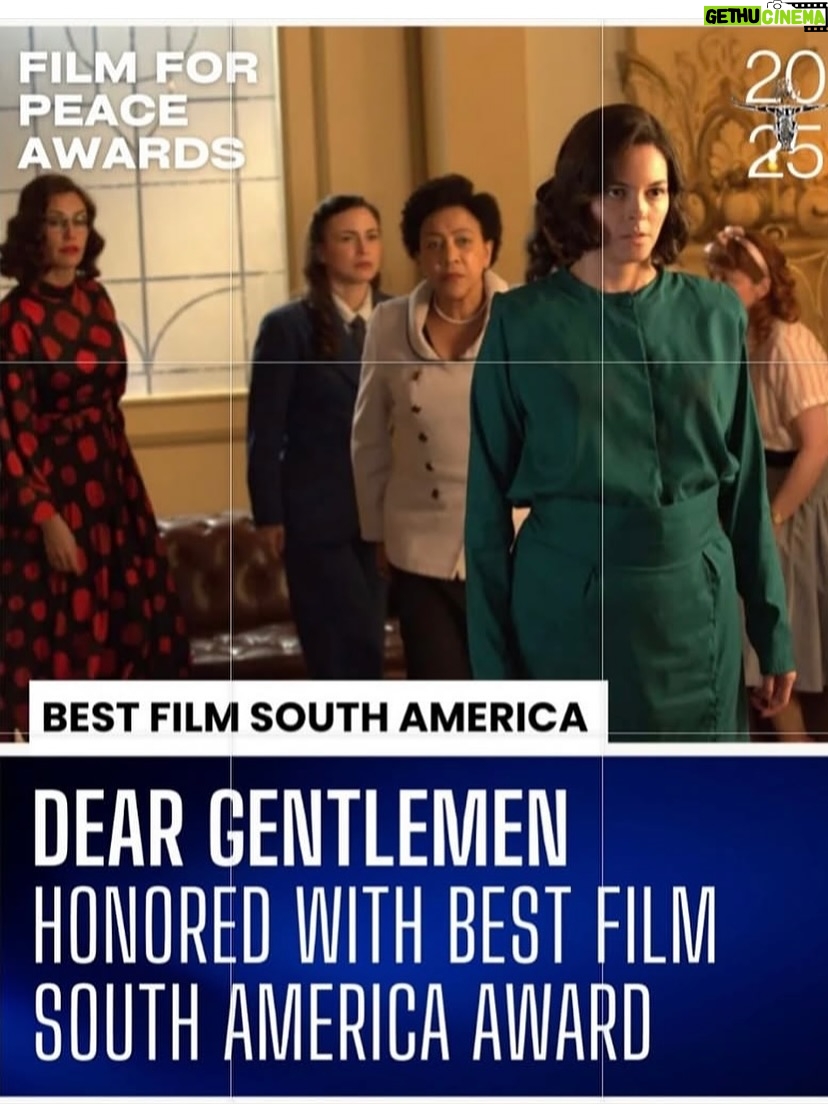 Paula Castaño - 869 Likes - Muchas felicidades nos ha dado nuestra pelicula @estimados_senores: 

Contar la historia del sufragio femenino en Colombia y dar a conocer las mujeres que muy pocos conocían. Llevar la pelicula a varios municipios de Colombia y ver cómo una niña logró decirle al alcalde de su pueblo que necesitaban la cancha de voleyball después de ver la peli. Encontrar a mi hermana de la vida @julieticarestrep0. Ganarnos tantos reconocimientos. Tener 12 nominaciones a los premios Macondo @academiacolcine. Las charlas que vivimos con mis hermanas sufragistas y nuestros hermanos actores que están maravillosos en la película. Ser parte de la primera pelicula de @patricia_castanedag . El orgullo de contar la historia que queremos contar. Entre otras millones de cosas hacen parte de tantas emociones que hemos vivido con la peli.  Les comparto foticos inéditas. 💚💪🏻💜

1. La foto que Ju me tomó cuando yo  le tomaba una foto en la que estaba embarazada de su hija pelitos 🩷.
2. La foto que Ju me tomó con su cámara de 35 mm.
3. El día que supimos que estábamos nominadas a los Premios Macondo. 
4. Con nuestro amado productor @alvarogutierrez celebrando las 12 nominaciones.
5 y 6. Estrenando la peli en Bogotá con @julieticarestrep0 y nuestra directora @patricia_castanedag 
7 y 8. Fotogramas de la peli. 
9. Ganamos entre otros reconocimientos el premio a mejor pelicula en el New York Latino Film Festival. 
10 y 11. En varios lugares de Colombia mostrando la peli junto a un combo muy lindo de la @dacmi_mincultura 
12-20 Momentos de rodaje junto a mis hermanas sufragistas, mi personaje Josefina Valencia y la celebración junto a mi manager @monicaaforero y otras felicidades. 

Gracias por leer hasta aquí 😜