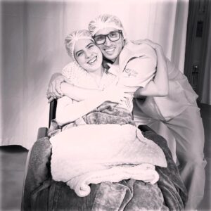 Paula Stephânia Instagram - Com 35 semanas após um sangramento corremos pro hospital e nossa equipe médica resolveu que pro bem do bebê tinha chegado a hora de interromper a gestação. 

Claro que a história tem muitos outros detalhes mas resumidamente foi assim nosso Benjamin Colibri chegou! Me ensinando, me fortalecendo e me ajudando a trabalhar minha fé!