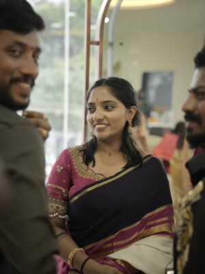 Pavithra Gowda Instagram - Filling gallery with happy faces🙌🏻🤍
Grand opening @1512_official_
My makeover by @monisha_raj_makeovers
Captured by @oneclick_photography._
#pavigowda♥️ #insta #instagood #foryou