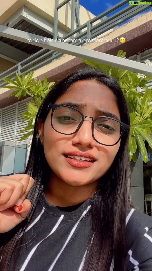 Pavithra Gowda - 12.2K Likes - Yaar yaar Bartira nan jothe? 

#pavigowda♥️ #foryou #kannada #trendingreels #instagood