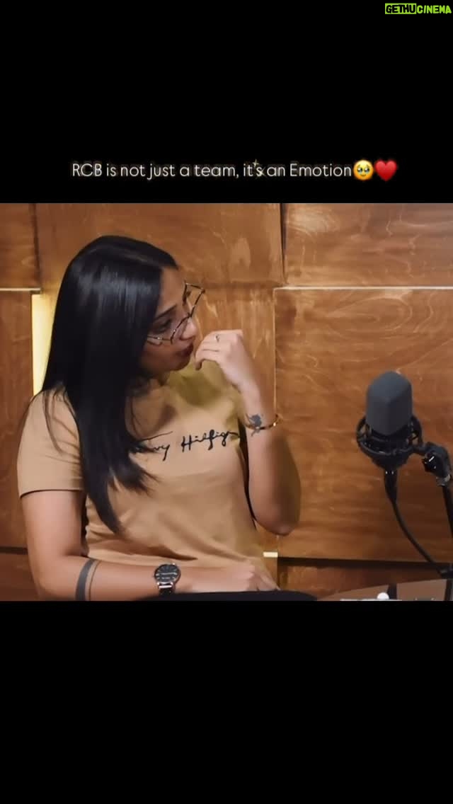 Pavithra Gowda - 85.3K Likes - Note: E podcast English show agirodrinda English alli mathadidini, Shoki alla😅
Nimma support yavaglu hinge erli❤️

#pavigowda♥️ #kannada #trendingreels #foryou #rcb #rcbfans