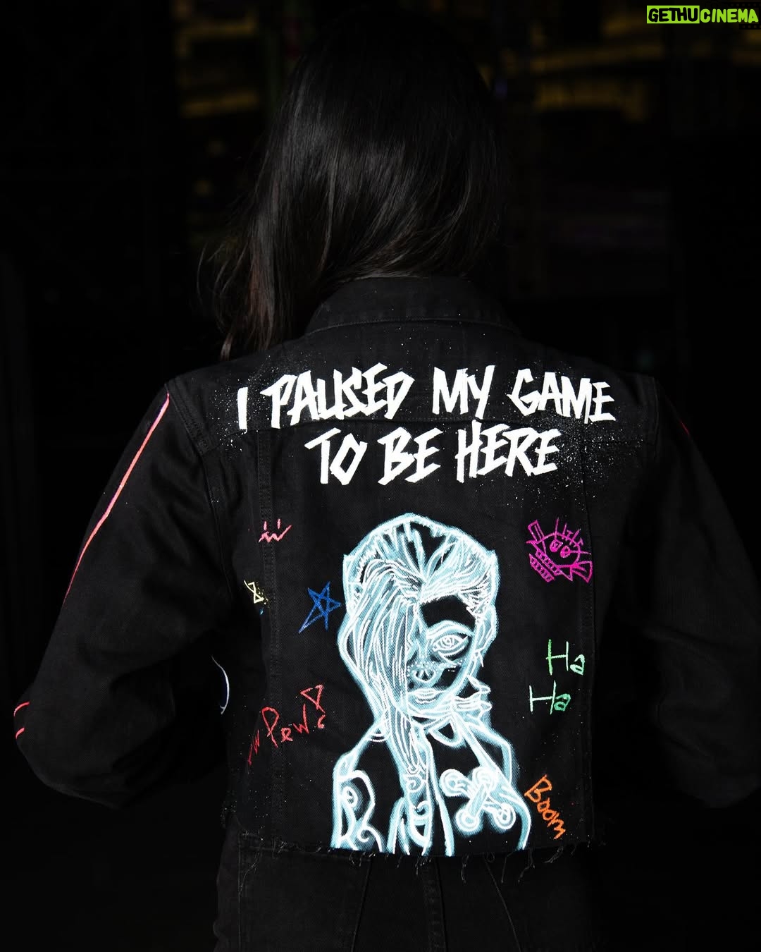 Payal Gaming - 1.8 Million Likes - College rivals S2 grand finale 🔥🚀

Jacket - @valkyreclothing