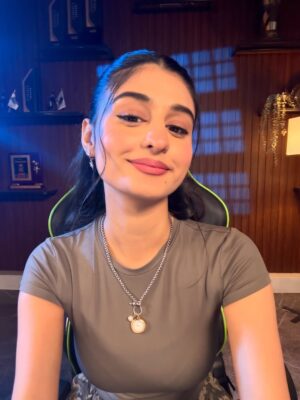 Payal Gaming Instagram - 🤌🏻