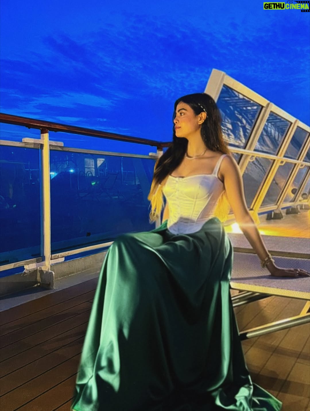 Pearl Malhotra - 2K Likes - You are the light of the universe.
It’s the beginning and it’s the end.
The purpose is to create love in the void of each heart at every nook and corner of the world. 
~ Pearl Malhotra .