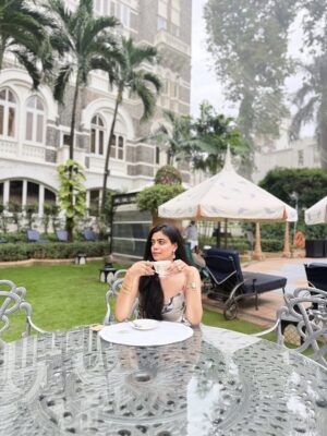 Pearl Malhotra Instagram - Baby steps Goddess, because the universe Loves you and is putting everything in your will .✨
