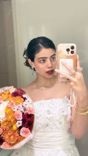 Pearl Malhotra Instagram - The most important relationship is the one you have with yourself 🤍
{ Reminder , Self love , Motivational , Positivity , OOTD, Quotes , Speaker , relatable , Self Care , Care}
#ipearlmalhotra #loveyourself