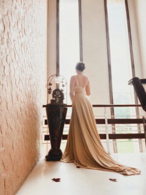 Pearl Malhotra Instagram - non cerco l’amore, cerco la pura devozione✨