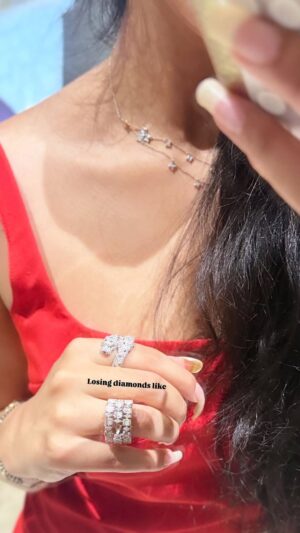 Pearl Malhotra Instagram - Don’t ask me how ✨
#ipearlmalhotra