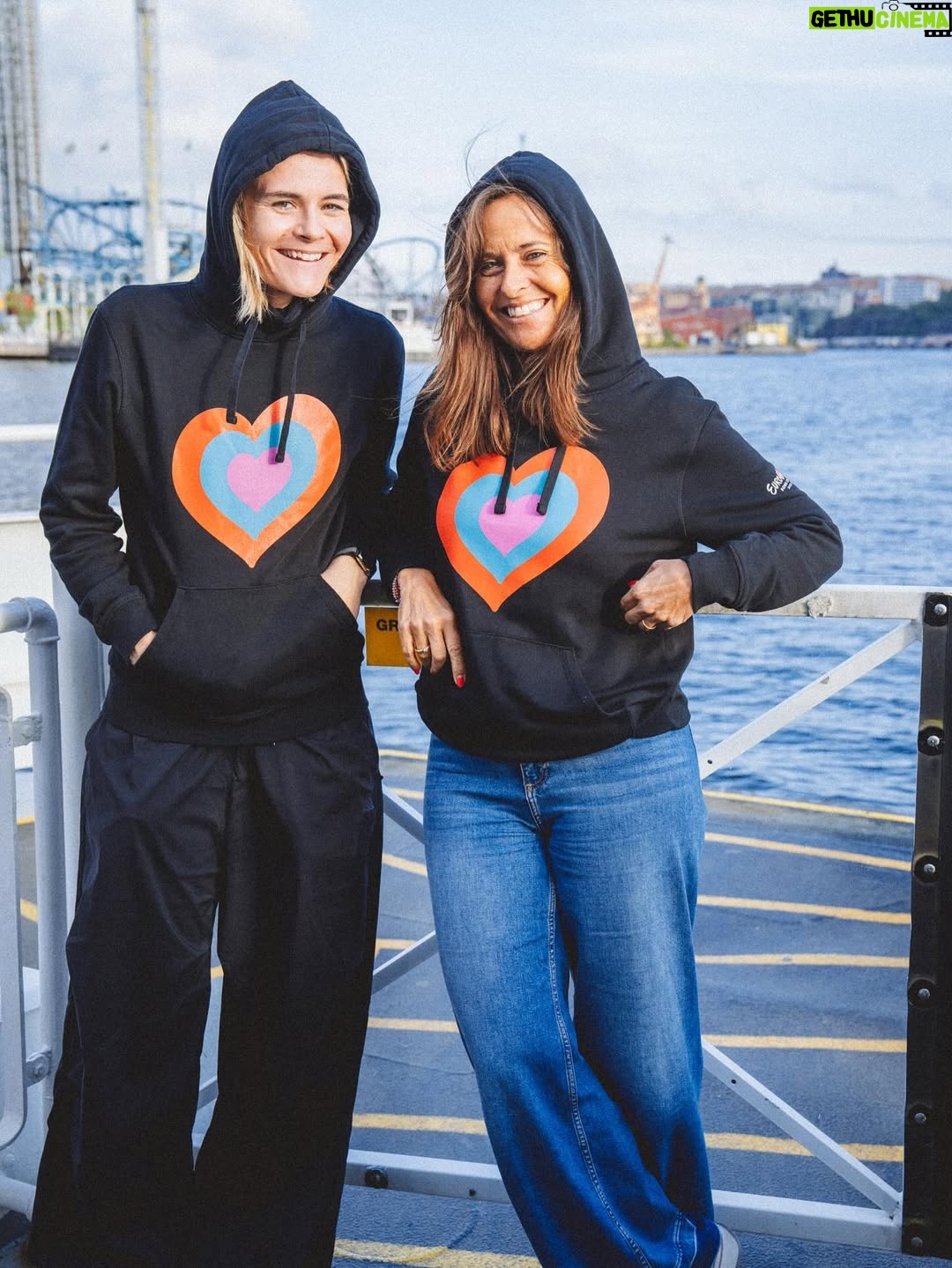 Petra Mede - 6K Likes - Yes, I‘ve been broken-hearted, blue since the day we parted! 💔 We had the time of our lives at the ABBA Museum, joined by our dear and forever-friend Petra Mede ❤️
Furthermore: Stockholm by boat and by bike (and perhaps by ballon?) is just great. Our trusted viking Hence showed us around the city and then we caught up with a lot of cameramen and behind-the-scenes people from Eurovision at Hotel Rival. The hotel is great (it’s owned by ABBA’s Benny Andersson and there’s a rumor that if you look into the mirror on the top floor and quickly say „Chiquitita“ three times in a row, Benny appears 🤨).
Okay and the last slide - WOW! 😯 I got to meet Swedish Reality Royalty Pernilla Wahlgren, what an absolute icon, tack så mycket! According to my watch, my heart rate was through the roof while talking to her. If you want to learn Swedish, I recommend her show 👌🏼 

Thank you @jpg__fotografie for all the great photos 📸 

Sweden as an experience gets… 🥁… twelve points from me 💙💛💙 And now, to end with a quote from a great Austrian philosopher: I‘ll be back 💪🏻