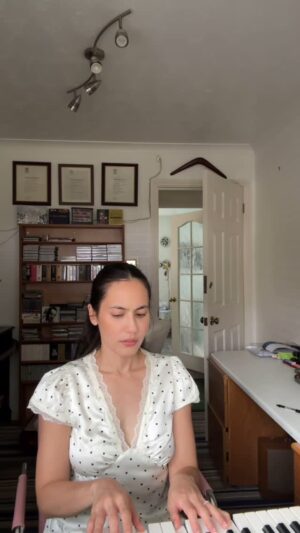 Pevita Pearce Instagram - When your sister was born to be the main character