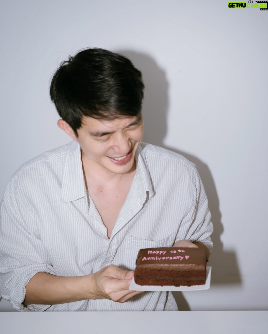 Pichukkana Wongsarattanasin - 107.5K Likes - 🎉🎂 Happy Birthday & 13th Anniversary to us 💕🫶🏻 ขอให้พี่มีความสุขมากๆ ขอบคุณสำหรับทุกอย่างเลยน้า 🤍 เติบโตไปด้วยกัน หน้าพี่ช่วยไปตามอายุด้วย หน้าน้องจะตามทันแล้ว 5555 love uuu~ 🥰💕