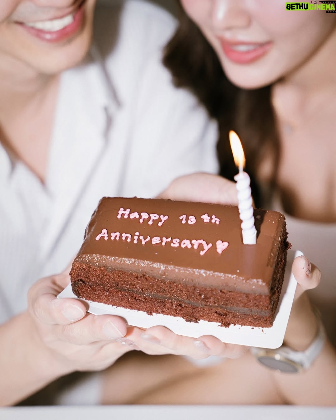 Pichukkana Wongsarattanasin - 107.5K Likes - 🎉🎂 Happy Birthday & 13th Anniversary to us 💕🫶🏻 ขอให้พี่มีความสุขมากๆ ขอบคุณสำหรับทุกอย่างเลยน้า 🤍 เติบโตไปด้วยกัน หน้าพี่ช่วยไปตามอายุด้วย หน้าน้องจะตามทันแล้ว 5555 love uuu~ 🥰💕