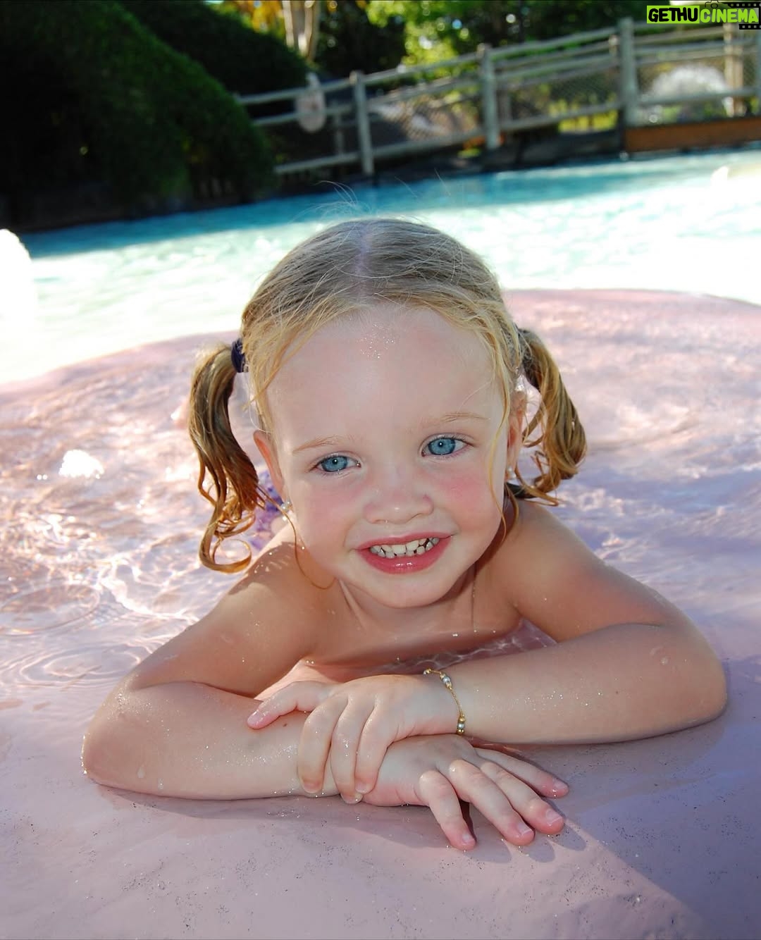 Pietra Quintela - 103.7K Likes - Last day of childhood🥹🧸💘👧🏼