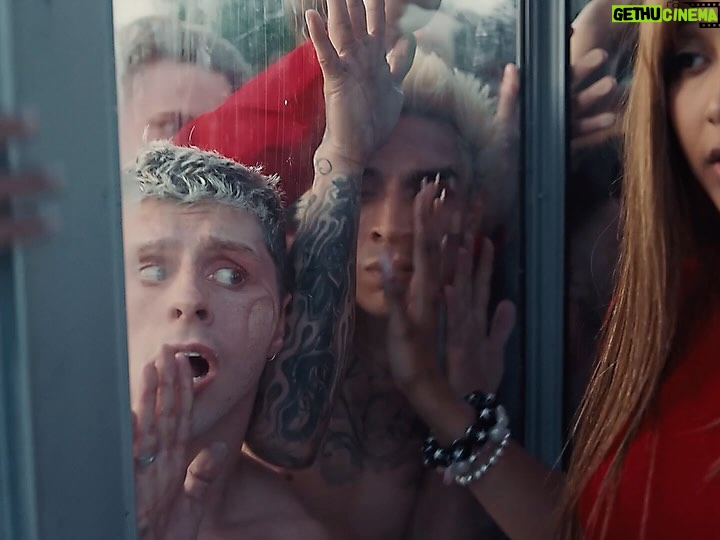 PinkPantheress - 527.3K Likes - STATESIDE MV IS OUT, yes we dead ass shot this outside jcpenney

this is my personal favourite track on the project and i couldn’t have completed it without the amazing people inside and OUT of the studio prod me   @itsthedare 

additional production from @akselarvid @glasear @countbaldor @3scphil @jkarri_ @carolineailin for help on this amazing hook! 

And thank you SO SO MUCH @emmadrew for the KITCHIEST video in the shortest amount of time 🕰️ 
edited by @la.uzza   @fredgowers 

cover art by @svbih   @martinuhrecky 
shot by @k.aigillespie 
we are so back