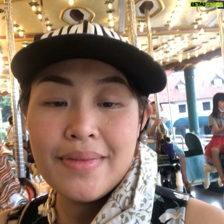 Pinkan Mambo - 0.9K Likes - Hiii guys, gini niiih enaknya punya annualpass jadi bisa bolak balik ke Dufan semaunya. Kamu bisa naik semua wahana yg ada di Dufan.. bebaaaas kapan aja..Nah buat kamu yang mau punya annualpass kayak akuuuu... ada paket hemat khusus bulan ini, dengan harga 350rb kamu bisa ke dufan sepuasanya selama setahun. Aku taruh linknya disini ya https://www.ancol.com/promo/gratis-liburan-setahun-dufan-dengan-annual-pass-dufan-cuma-350rb