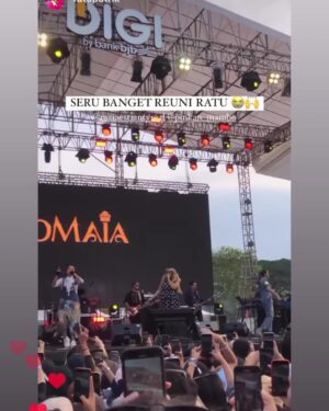 Pinkan Mambo Instagram - Pecah banget di bandung kmrin playlistšššreoni juga dengan @maiaestiantyreal ratu tiba tiba ga direncanakan setelah 15 thn ga ketemu lgiā¤ļøā¤ļø