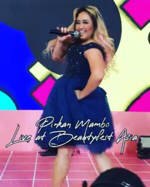 Pinkan Mambo Instagram - Love when i am singing. This is one of my show this month.. banyuwangi im comming 19 november ini ..