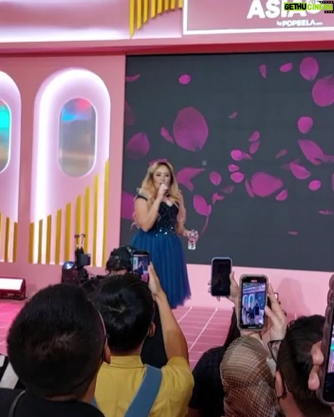 Pinkan Mambo - 4.8K Likes - Show kokas kmrin seruuu bangettt