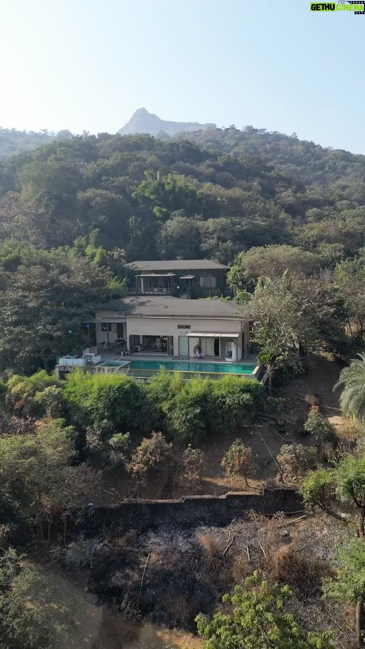 Pooja Chen - 444 Likes - The staycation we all deserve 🌲⛵️🍸☕️💃🏻⛲️
📍 @mawiinfinittyvilla 

[ staycation, lake, bestie, vacay goals, summer, vacation, girls trip ]