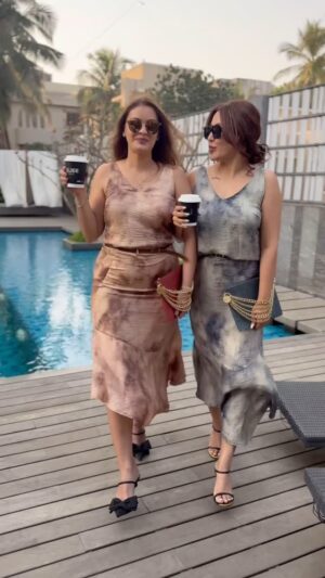 Pooja Chen Instagram - Double the style, double the sparkle ✨👯‍♀️ Because great style and even greater friendships never go out of fashion!

Bags @kula_india_community 
Outfits @organizedchaos.studio 

[ Slay Together Stay Together, Fashion Besties, Poolside Chic, Unique Bags, Stylish Outfits, Chic, Trendy ]

#travelinstyle #styleonpoint #alwaysinstyle #ootdready #bestiegoals #bestiereels