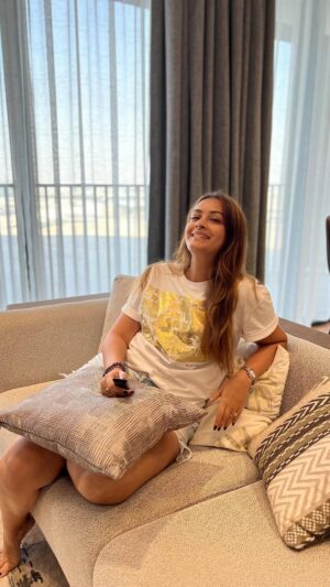 Pooja Chen Instagram - #collabration
Indulging in the ultimate luxury stay, where every moment feels like a masterpiece. Welcome to Creek Edge Tower 1, where you experience unparalleled luxury at the heart of Dubai Creek Harbour.
📍Creek Edge Tower 1 @tranquilboutique_dubai
You can check out the property and bookings on the below link!
https://www.airbnb.com/slink/vcLKzCS9