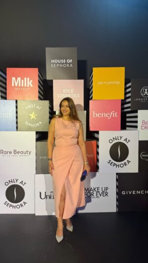 Pooja Chen Instagram - Yes everybody wants this 🙌🏻
House of Sephora - A global IP and first of its kind immersive  beauty experience, made its highly anticipate debut in India!
It was all about the hottest trends, latest launches, future launches and some curated experiences that celebrate Sephora’s global excellence. 

@sephora_india 

[ Sephora, beauty, new launches, makeup, skincare, house of Sephora, trends, new experience ]