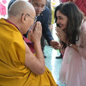 Pooja Chopra Instagram - I once watched ‘Seven Years in Tibet’ and whispered a wish.. to one day meet His Holiness the Dalai Lama.
Years passed, And a wish once whispered found its way to me… today! 

Today, I met His Holiness the Dalai Lama.

With trembling hands and a full heart, I received something otherworldly.. Unable to put in words how i feel but it’s 
A moment I will carry with me forever… 
Thank you so much @nyimarinchen5 & @druks_7 for making this happen 💛 
 #grateful #hisholinessthedalailama #gratitude #blessings
