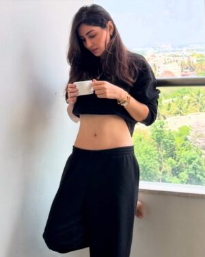 Pooja Chopra Instagram - 🌬️