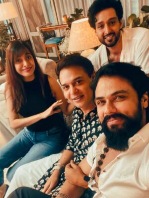 Pooja Sharma Instagram - Today we complete 12 years…
AND Yesterday, we met again, for what that eventually you will get to know….thanks to @swastikproductions BUT this can’t be coincidence or may be, I don’t know….but I am happy that we could all meet and laugh, relive past memories while creating new ones, missed many others from the mahabharat team. 
immense gratitude for your continuous love and support❤️🙏
Last picture is an edit from (Janki), I took from another platform, thank you for letting me use it🙏

@sktorigins 
@aravchowdharry 
@praneetbhat 
@nirbhay.wadhwaa