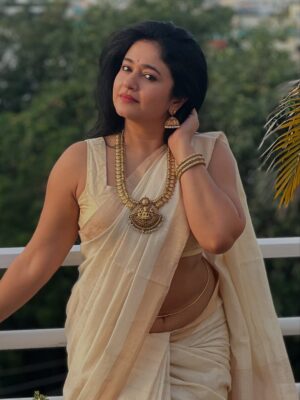 Poonam Bajwa Instagram - Onam Ashamsakal! May the festival of Onam fill your life with positivity and New beginnins!

Happy Onam to all my beautiful souls from Gods own country !

@nishamakeoversofficial