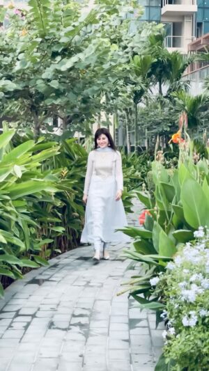 Poonam Chaubey Instagram -