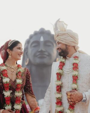 Poonam Dubey Instagram - Im blessed to have you in my life as my life partner the way you love me , the way you care for me , the way you respect my feelings… i know I’m not perfect that much but i promise you that I will never let you down.
I love you to the moon and back @realgauravjain3103 
.
.
Location-: la cabana resort Morjim Beach north Goa and all set created by our event management team 😇🙏
.
.
.
Bridal dress by @hanutpaulofficial @sudhirbhaisareewala 
Groom dress by @Labelasifshahh 
Makeup by @makeups_by_nehagarg 
Hair by @hairstylist__pooja 
Clicks @wedify_films 
Organised by @dreameventindore 

#soulmate #lifepartner #husband_wife #newly #married