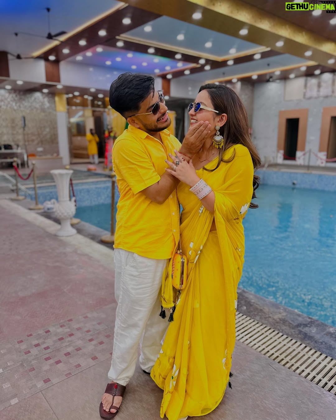 Poonam Raheja - 6.9K Likes - 🔆🏵️🌻🌼🍂💛🔅 

@this_is_sumesh 

#supu #thisissumesh #punurahejaofficial #love #foruyou #couple
