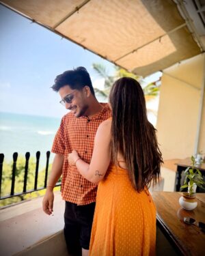Poonam Raheja Instagram - 🌻 Me???? 
🌻 obsessed??????
🌻 with My Man ???????
 
ABSOLUTELY 🥰

#supu #love #forever #madeforeachother❤️ #mylife #happyplace #goabeach #goa