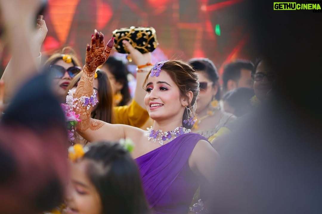 Poonam Raheja - 39.2K Likes - 💜 

#Supu 🧿
 
@this_is_sumesh 
#haldi #haldiceremony #haldioutfit #punurahejaofficial #thisissumesh #supu #haldifunction #haldibride #haldidecor #haldijewellery #haldiceremony💛 #haldidresses