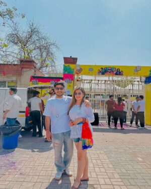Poonam Raheja Instagram - All about Yesterday ❤️💚🩵💜🩷 

🌈 Holi 2025 😍🙌🏻 

#holi #holivibes #holifestivalofcolours #holidayparty #holicelebration #holifest #holidaymemories #holi2025