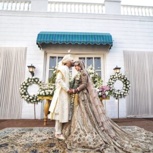 Poonam Raheja Instagram - Here’s to Dream Coming True 🥰 

Mr. & Mrs. kalra ♾️🧿 

#supu #thisissumesh #punurahejaofficial
