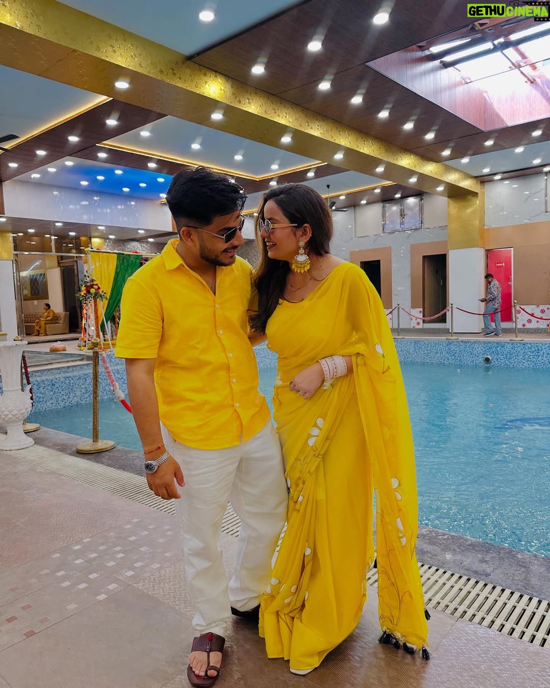 Poonam Raheja - 6.9K Likes - 🔆🏵️🌻🌼🍂💛🔅 

@this_is_sumesh 

#supu #thisissumesh #punurahejaofficial #love #foruyou #couple